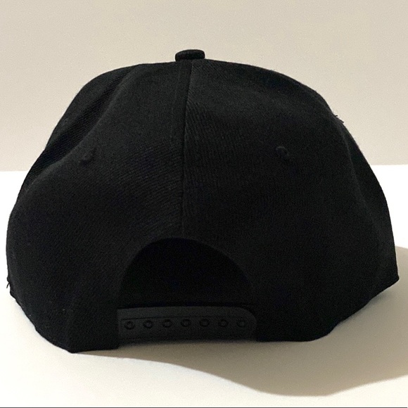 New Era NY Yankees ‘Lady Liberty’ Edition 9FIFTY Snapback - Picture 4 of 5